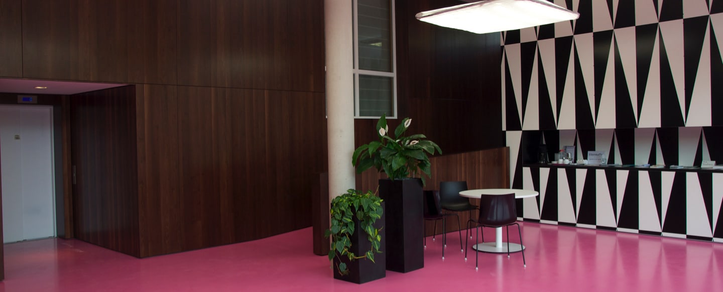 Wir sind Ihr kompetenter Partner – für die komplette Abwicklung aller Bauarbeiten für Ihren Lebensraum